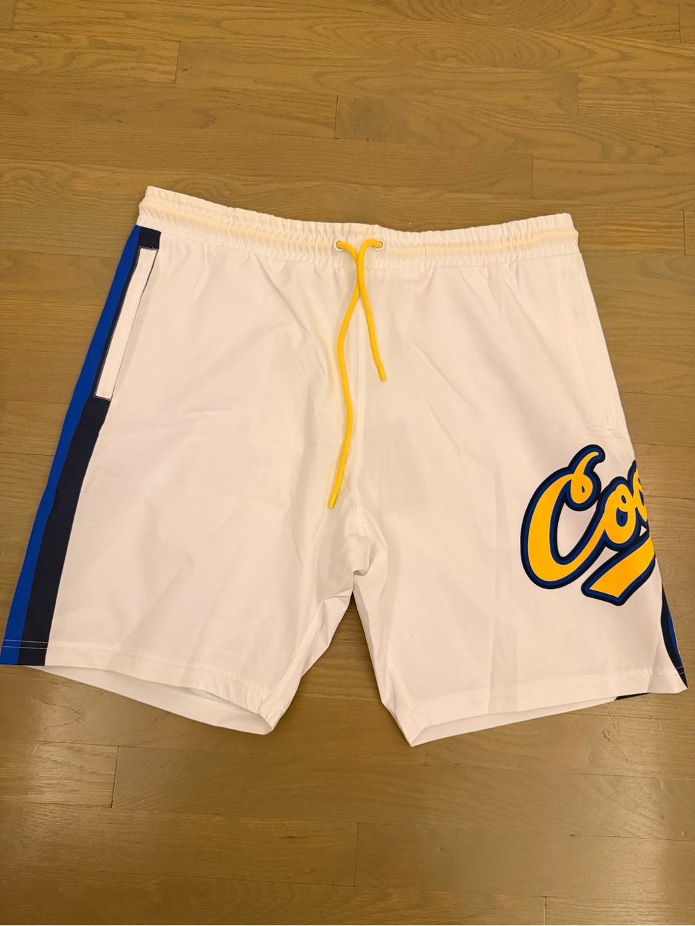 NWT fits more like a 2X Cookie Men’s Athletic Shorts with Yellow Drawstring